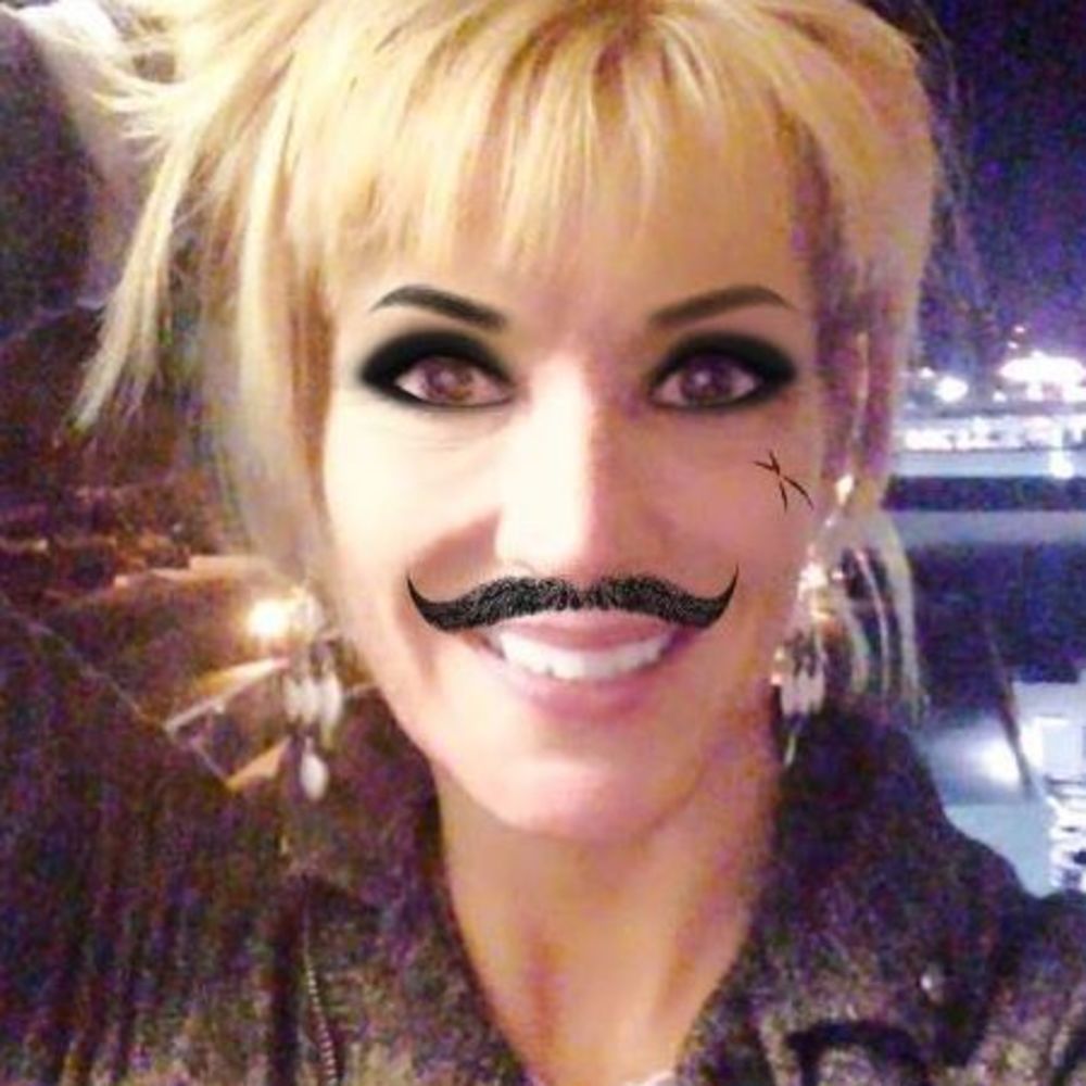 Meet your Posher, Kindra